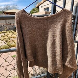 Cider Brown Short Women's Crew Neck Sweater